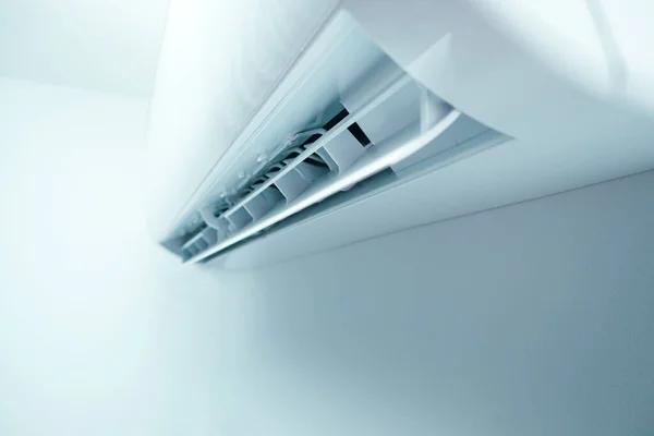 Understanding the Impact of Inadequate Ventilation on Indoor Spaces